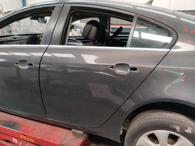 PUERTA TRASERA IZQUIERDA OPEL INSIGNIA BERLINA 2016 1.6 CDTI DPF (136 CV)