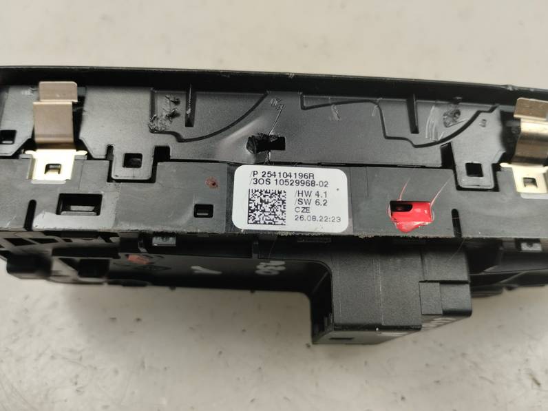 MANDO ELEVALUNAS DELANTERO IZQUIERDO RENAULT CLIO V 2023 1.0 TCE BIVALENT. GASOLINA / GPL (101 CV)