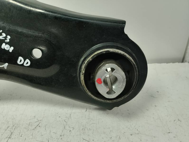 BRAZO SUSPENSION INFERIOR DELANTERO DERECHO RENAULT CLIO V 2023 1.0 TCE BIVALENT. GASOLINA / GPL (101 CV)