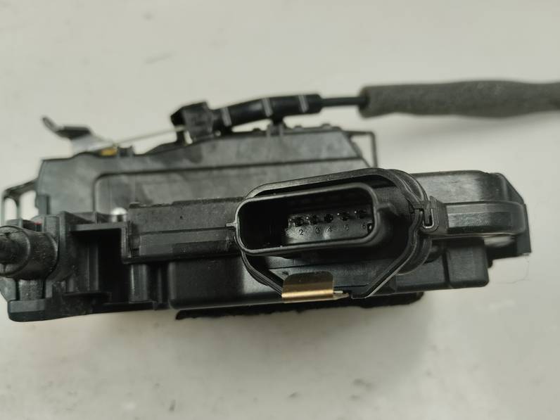 CERRADURA PUERTA DELANTERA DERECHA RENAULT CLIO V 2023 1.0 TCE BIVALENT. GASOLINA / GPL (101 CV)