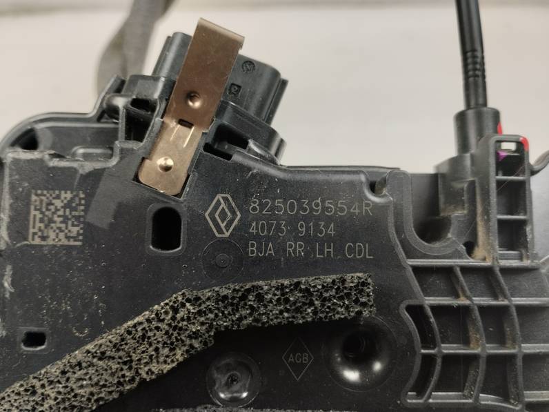 CERRADURA PUERTA TRASERA IZQUIERDA RENAULT CLIO V 2023 1.0 TCE BIVALENT. GASOLINA / GPL (101 CV)