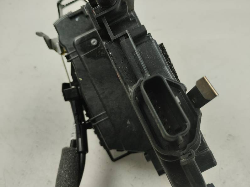 CERRADURA PUERTA TRASERA IZQUIERDA RENAULT CLIO V 2023 1.0 TCE BIVALENT. GASOLINA / GPL (101 CV)