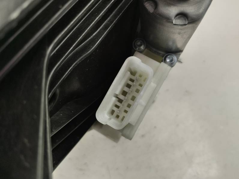 ELEVALUNAS TRASERO IZQUIERDO RENAULT CLIO V 2023 1.0 TCE BIVALENT. GASOLINA / GPL (101 CV)