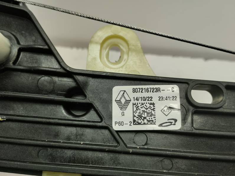 ELEVALUNAS DELANTERO IZQUIERDO RENAULT CLIO V 2023 1.0 TCE BIVALENT. GASOLINA / GPL (101 CV)