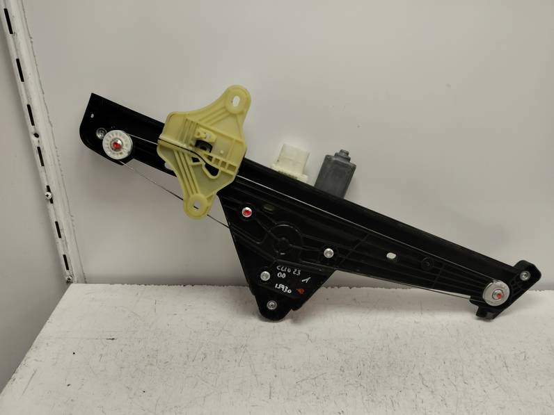 ELEVALUNAS DELANTERO DERECHO RENAULT CLIO V 2023 1.0 TCE BIVALENT. GASOLINA / GPL (101 CV)