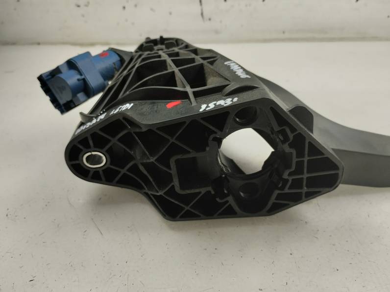 PEDAL EMBRAGUE SEAT IBIZA 2014 1.6 TDI (90 CV)