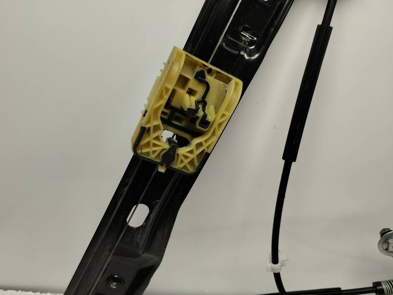 ELEVALUNAS DELANTERO IZQUIERDO OPEL INSIGNIA BERLINA 2016 1.6 CDTI DPF (136 CV)