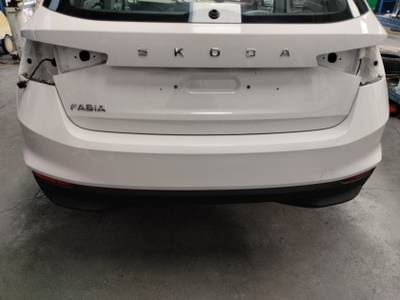 PARAGOLPES TRASERO SKODA FABIA 2022 1.0 TSI (95 CV)