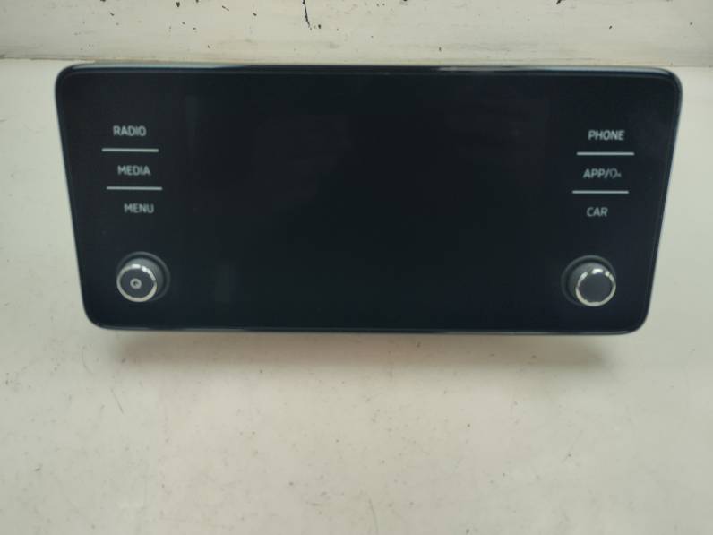 PANTALLA MULTIFUNCION SKODA FABIA 2022 1.0 TSI (95 CV)