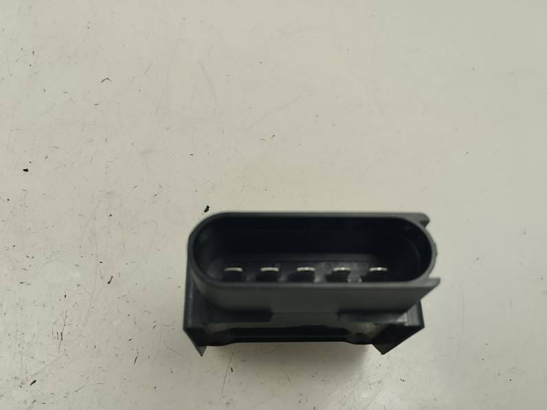 MODULO ELECTRONICO SKODA FABIA 2022 1.0 TSI (95 CV)