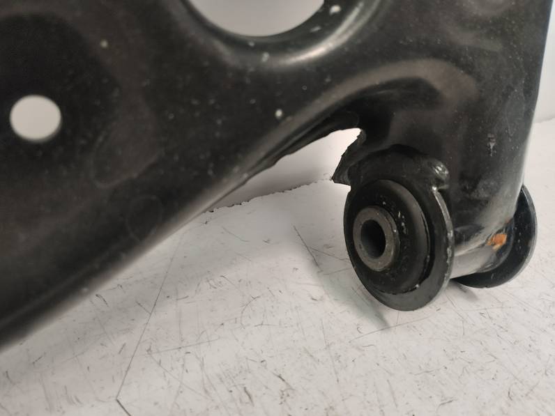 BRAZO SUSPENSION INFERIOR DELANTERO IZQUIERDO SKODA FABIA 2022 1.0 TSI (95 CV)