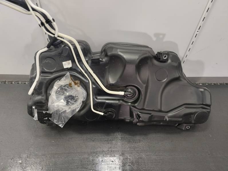 DEPOSITO COMBUSTIBLE SKODA FABIA 2022 1.0 TSI (95 CV)