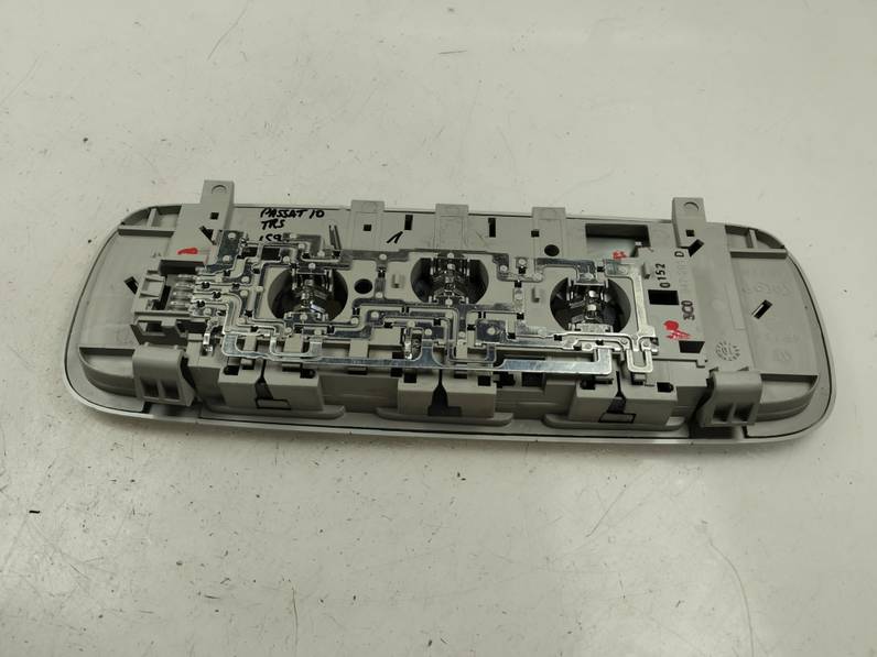 LUZ INTERIOR VOLKSWAGEN PASSAT BERLINA 2010 2.0 TDI (140 CV)