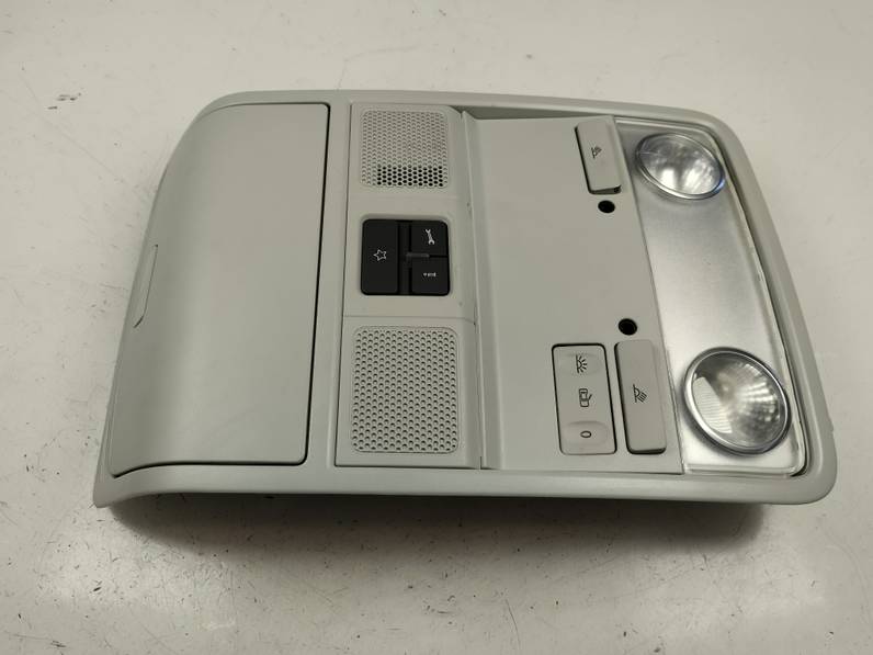 LUZ INTERIOR VOLKSWAGEN PASSAT BERLINA 2010 2.0 TDI (140 CV)