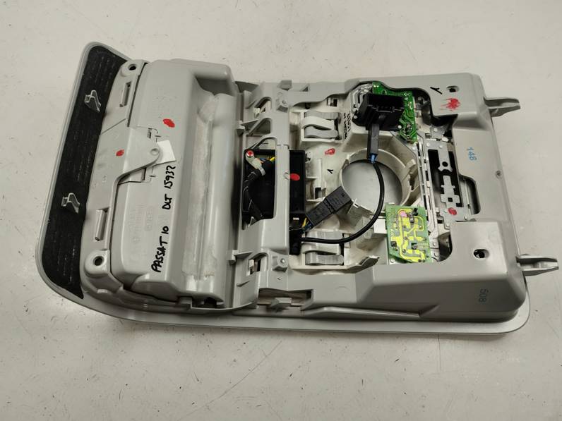 LUZ INTERIOR VOLKSWAGEN PASSAT BERLINA 2010 2.0 TDI (140 CV)