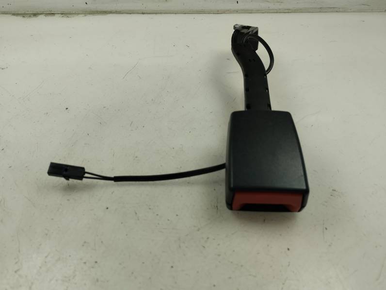 CINTURON SEGURIDAD DELANTERO DERECHO VOLKSWAGEN PASSAT BERLINA 2010 2.0 TDI (140 CV)