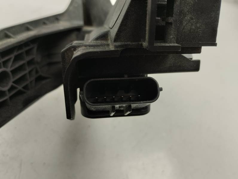 POTENCIOMETRO PEDAL VOLKSWAGEN PASSAT BERLINA 2010 2.0 TDI (140 CV)