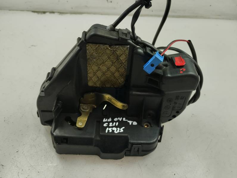 CERRADURA PUERTA TRASERA DERECHA MERCEDES CLASE E BERLINA 2004 2.2 CDI (150 CV)