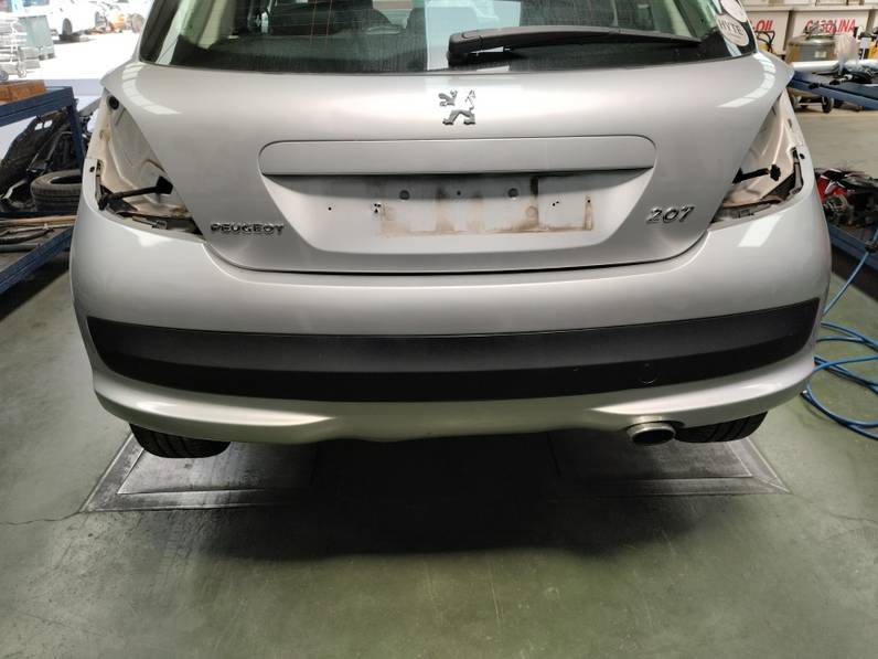 PARAGOLPES TRASERO PEUGEOT 207 2009 1.6 16V HDI (90 CV)