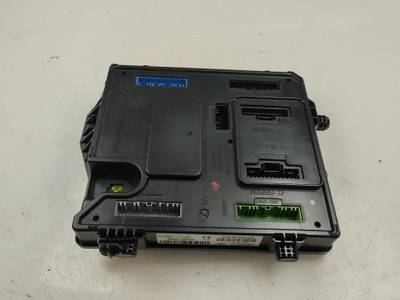 CAJA RELES FUSIBLES RENAULT SCENIC III 2009 2.0 DCI D FAP (160 CV)