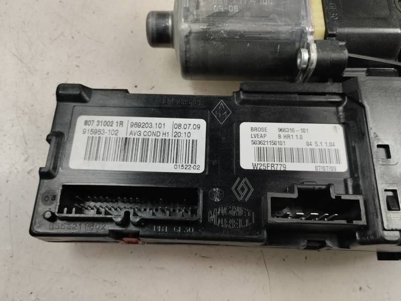 MOTOR ELEVALUNAS DELANTERO IZQUIERDO RENAULT SCENIC III 2009 2.0 DCI D FAP (160 CV)