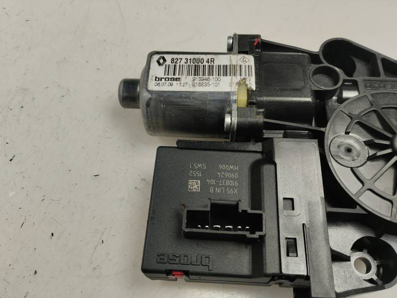 MOTOR ELEVALUNAS TRASERO IZQUIERDO RENAULT SCENIC III 2009 2.0 DCI D FAP (160 CV)