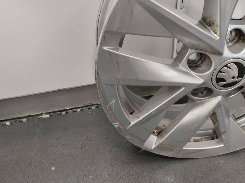 JUEGO LLANTAS SKODA FABIA 2022 1.0 TSI (95 CV)