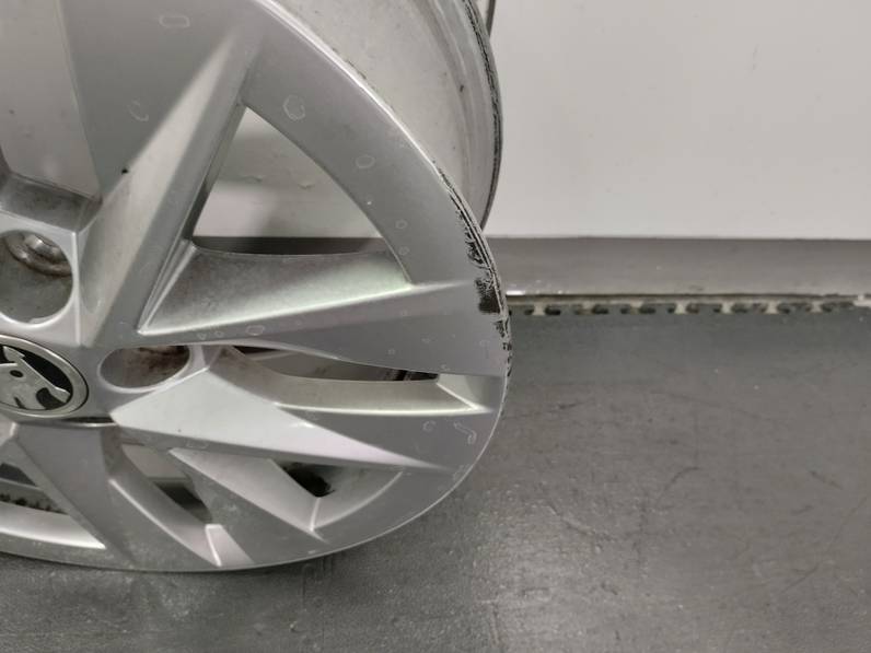 JUEGO LLANTAS SKODA FABIA 2022 1.0 TSI (95 CV)