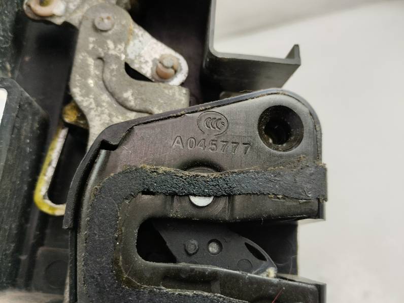 CERRADURA PUERTA DELANTERA IZQUIERDA KIA CARNIVAL 2007 2.9 CRDI (185 CV)