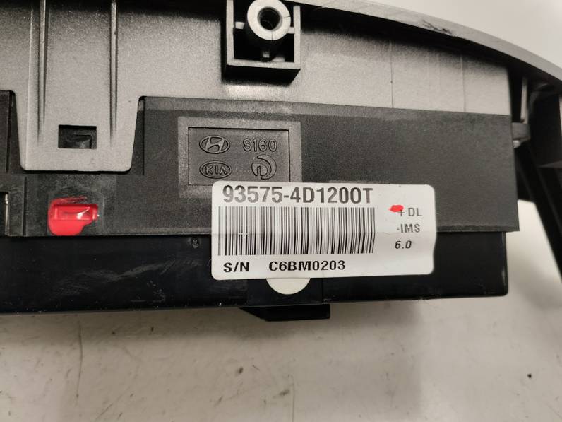 MANDO ELEVALUNAS DELANTERO DERECHO KIA CARNIVAL 2007 2.9 CRDI (185 CV)