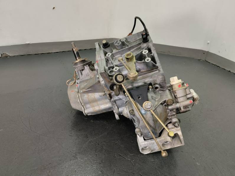 CAJA CAMBIOS CITROEN XSARA BERLINA 2000 1.9 D (69 CV)