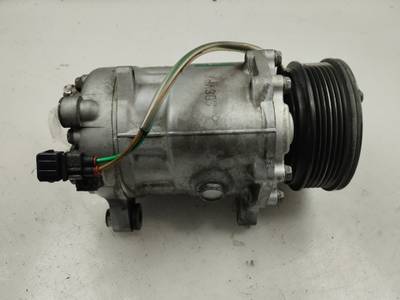 COMPRESOR AIRE ACONDICIONADO VOLKSWAGEN POLO BERLINA 2001 1.4 TDI (75 CV)
