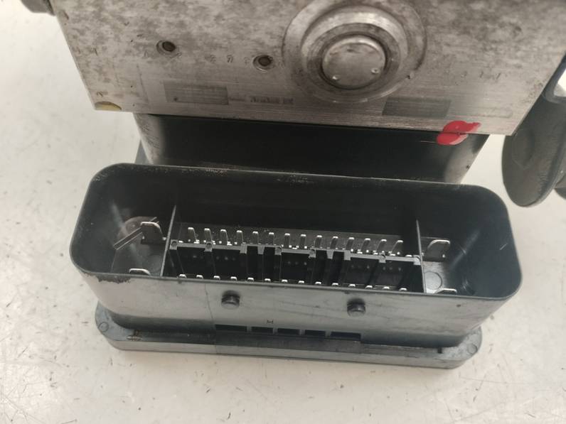 ABS VOLKSWAGEN JETTA 2008 1.9 TDI (105 CV)