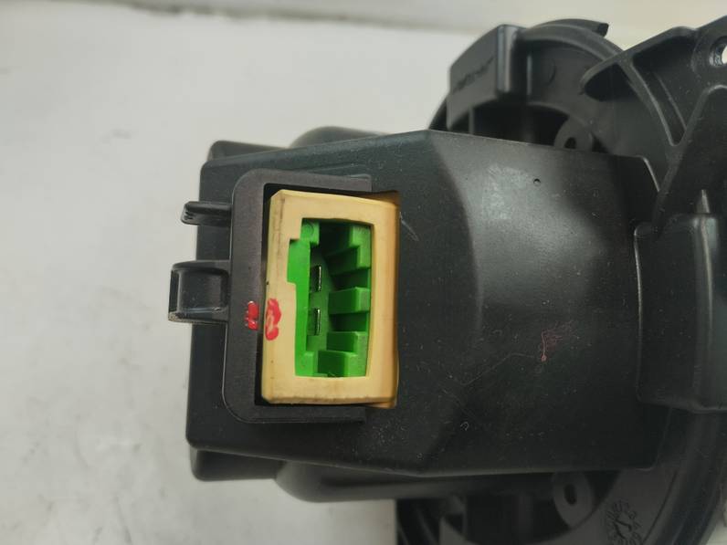 MOTOR CALEFACCION DACIA SANDERO 2015 0.9 TCE (90 CV)