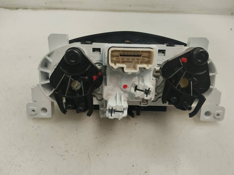 MANDO CALEFACCION AIRE ACONDICIONADO DACIA SANDERO 2015 0.9 TCE (90 CV)