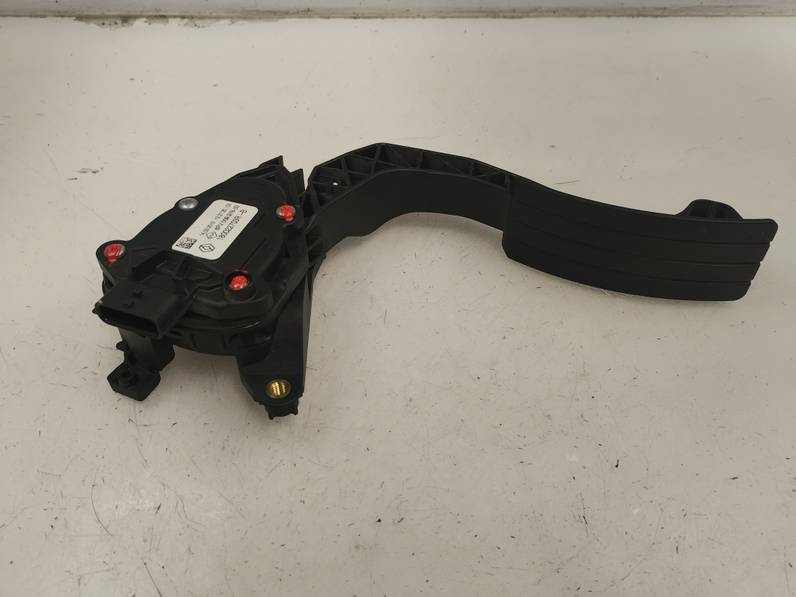 POTENCIOMETRO PEDAL DACIA SANDERO 2015 0.9 TCE (90 CV)