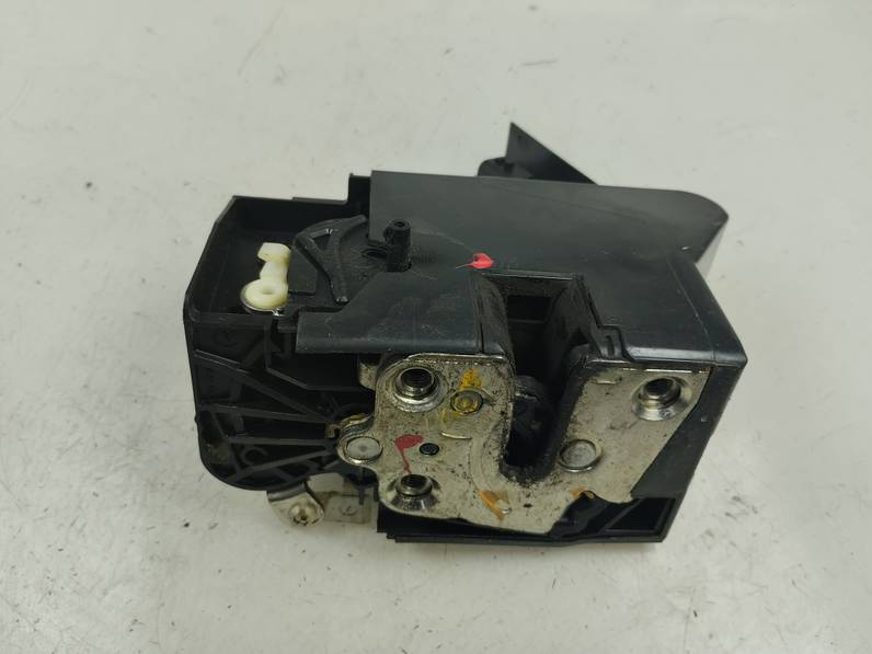 CERRADURA PUERTA TRASERA DERECHA DACIA SANDERO 2015 0.9 TCE (90 CV)