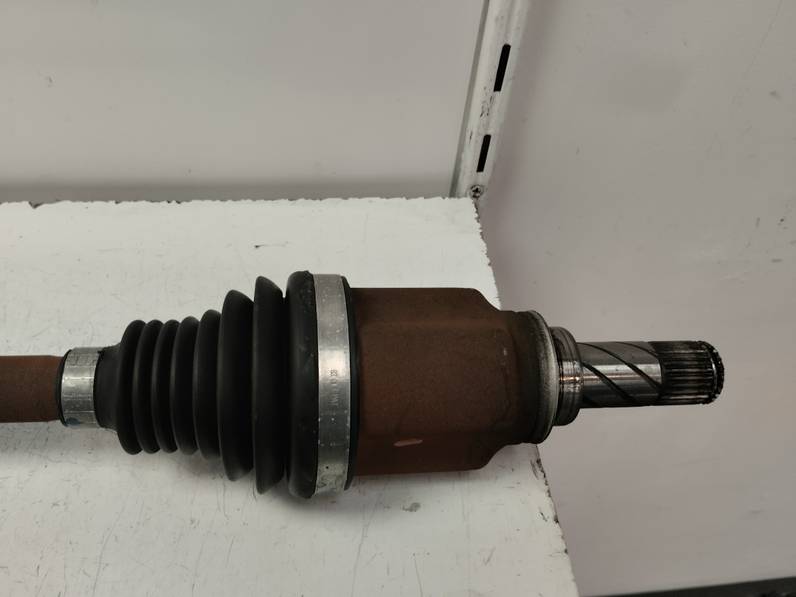 TRANSMISION DELANTERA DERECHA DACIA SANDERO 2015 0.9 TCE (90 CV)