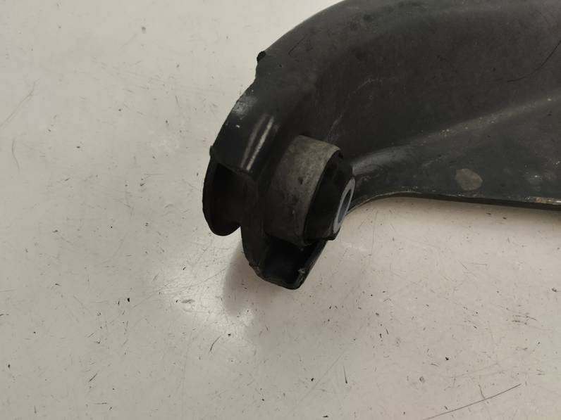 BRAZO SUSPENSION INFERIOR DELANTERO IZQUIERDO DACIA SANDERO 2015 0.9 TCE (90 CV)