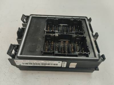 CAJA RELES FUSIBLES FORD TRANSIT CONNECT 2021 1.5 TDCI (101 CV)