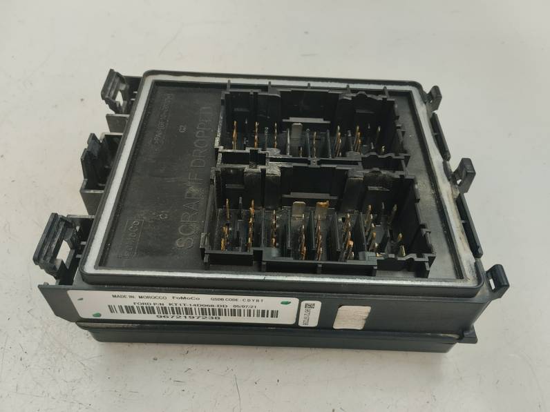 CAJA RELES FUSIBLES FORD TRANSIT CONNECT 2021 1.5 TDCI (101 CV)