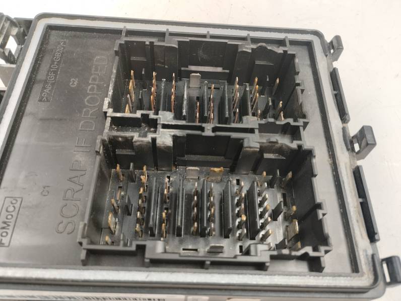 CAJA RELES FUSIBLES FORD TRANSIT CONNECT 2021 1.5 TDCI (101 CV)