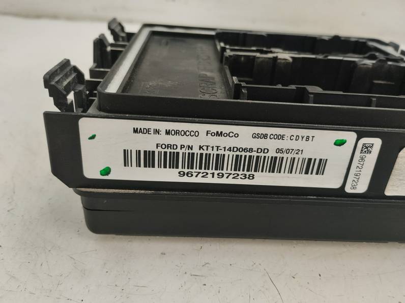 CAJA RELES FUSIBLES FORD TRANSIT CONNECT 2021 1.5 TDCI (101 CV)