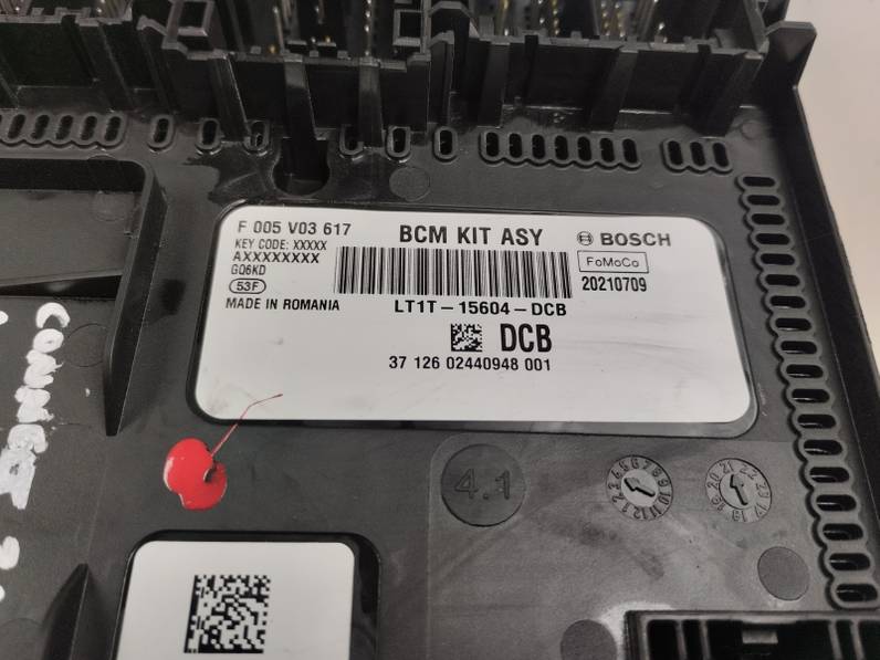 CAJA RELES FUSIBLES FORD TRANSIT CONNECT 2021 1.5 TDCI (101 CV)