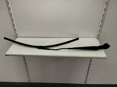 BRAZO LIMPIA DELANTERO DERECHO FORD TRANSIT CONNECT 2021 1.5 TDCI (101 CV)