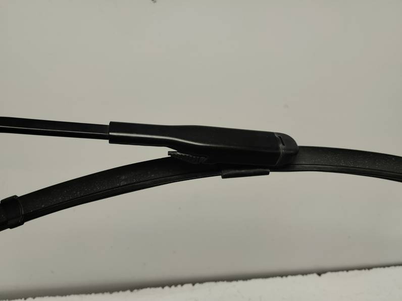 BRAZO LIMPIA DELANTERO DERECHO FORD TRANSIT CONNECT 2021 1.5 TDCI (101 CV)