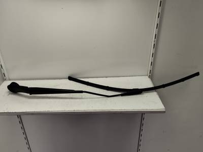 BRAZO LIMPIA DELANTERO IZQUIERDO FORD TRANSIT CONNECT 2021 1.5 TDCI (101 CV)