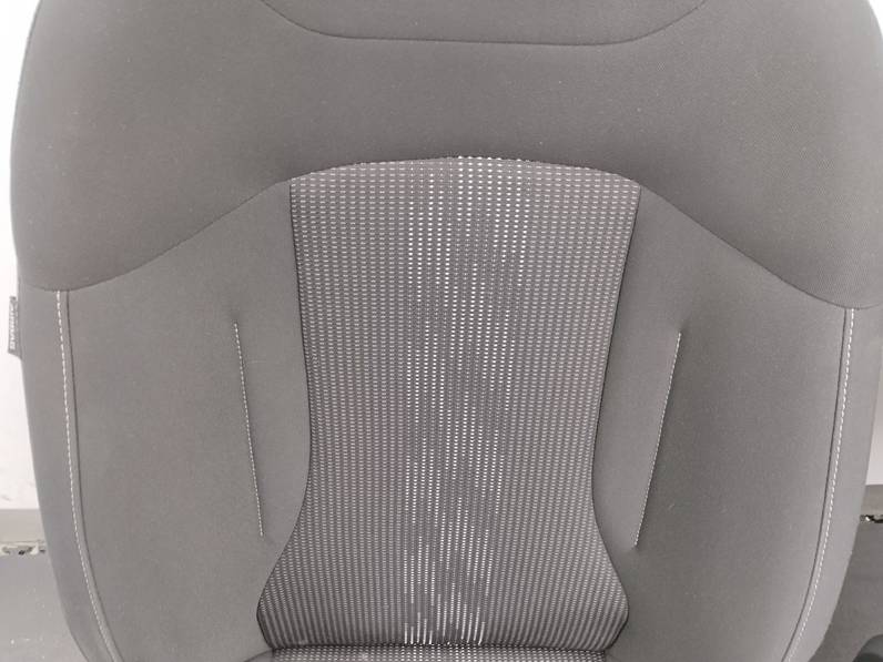 JUEGO ASIENTOS COMPLETO KIA SPORTAGE 2023 1.6 (132 CV)