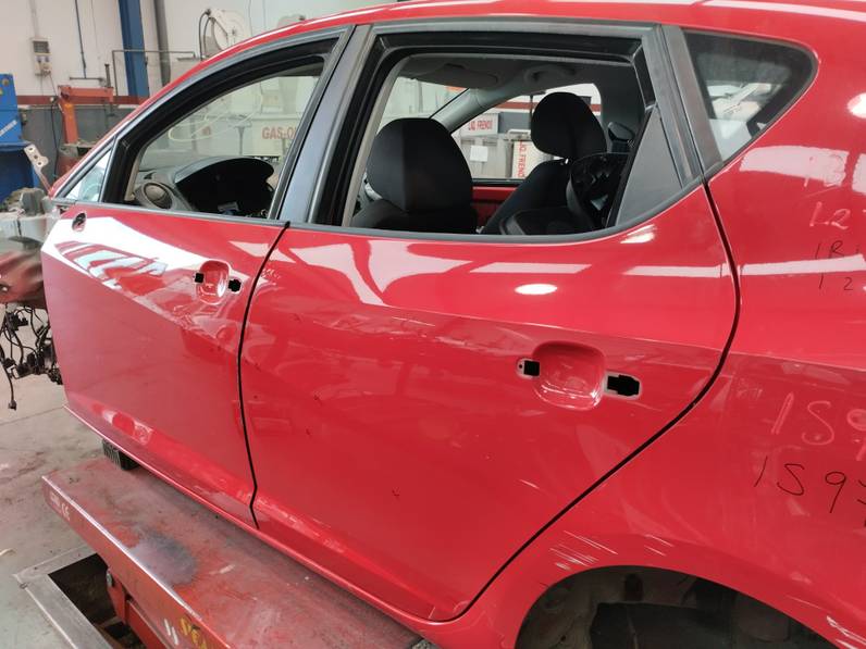 PUERTA TRASERA IZQUIERDA SEAT IBIZA 2014 1.2 TSI (86 CV)