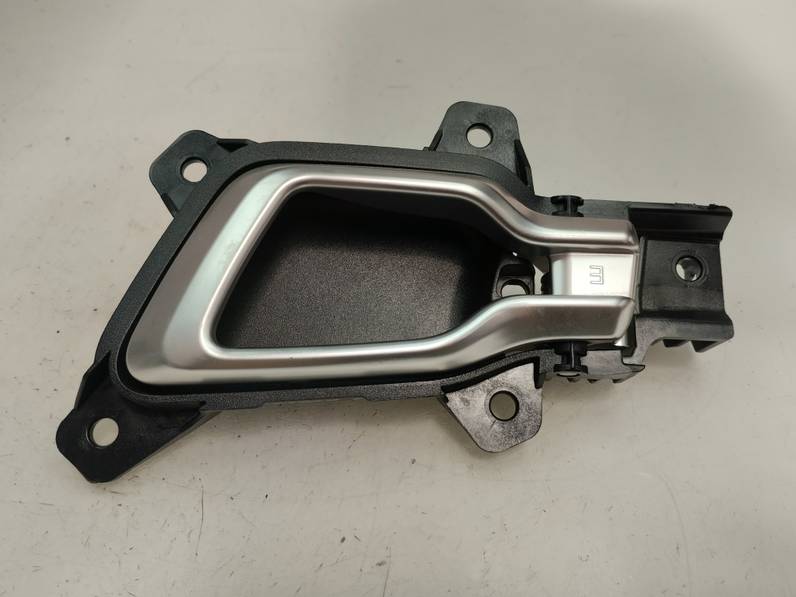 MANETA INTERIOR TRASERA IZQUIERDA KIA SPORTAGE 2023 1.6 (132 CV)